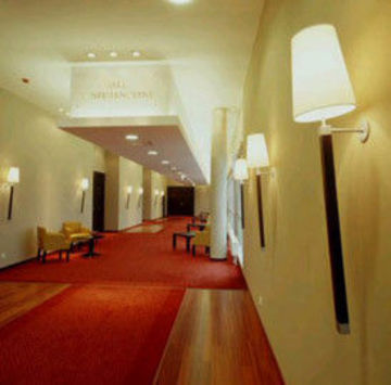 Campanile / Hotel 3*